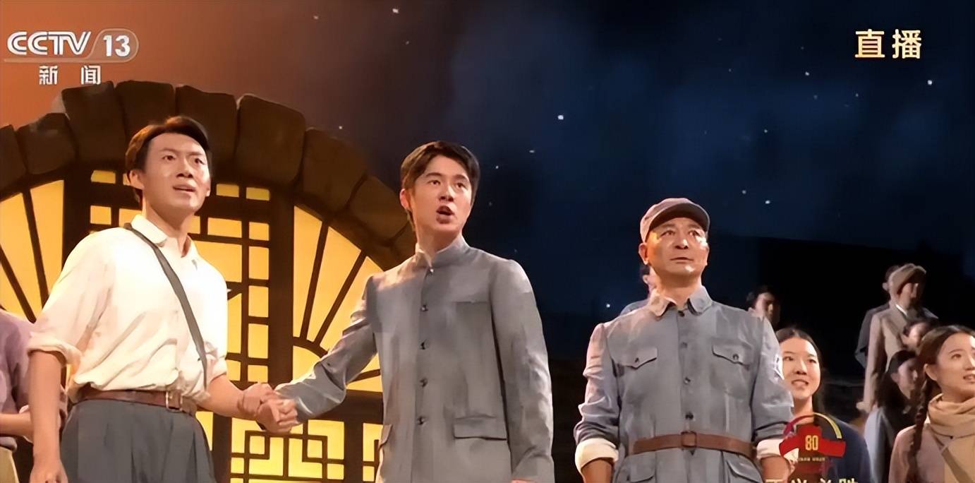 九三文艺晚会太好哭了！刘昊然胡先煦刘敏涛给大家演哭了