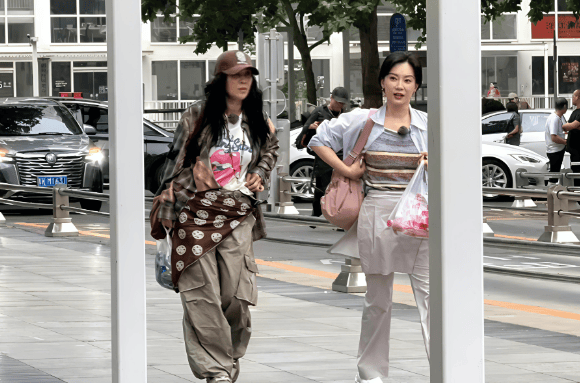 孟桐辟谣出轨求遭网友吐槽但可信度高那英可没李湘胡杏儿好惹