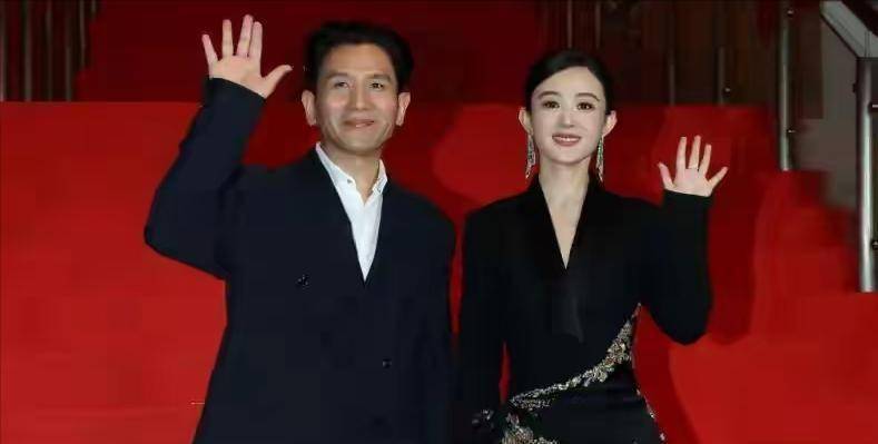 38岁赵丽颖近况曝光！直播遭批太拧巴，连面相都变了，风光不再