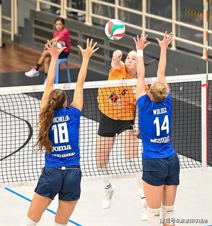 原创 3:0!朱婷首发11分,哈克得分王,率队晋级决赛,主力阵容回归