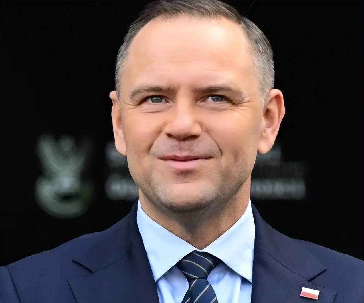 快报!波兰总统这次要着急了，东方大国改航道，西方媒体调侃波兰总统说这才是聪明的做法！