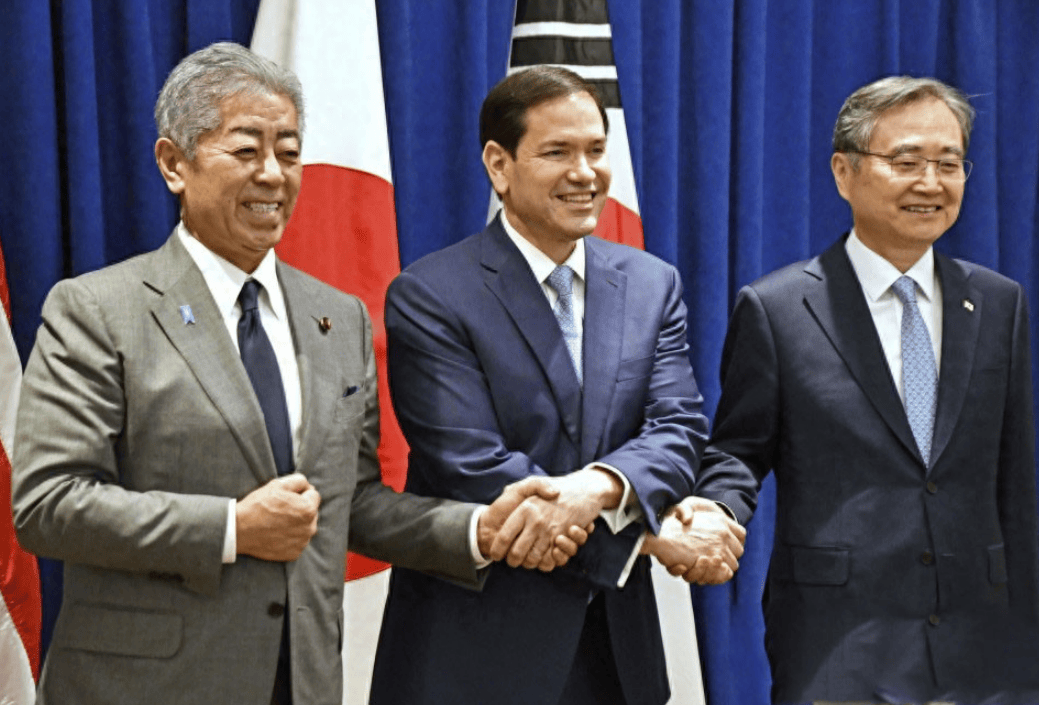 李在明亲自选的韩国外长，几天前访华还大谈中韩友好，一去美国马上就“翻脸不认人”