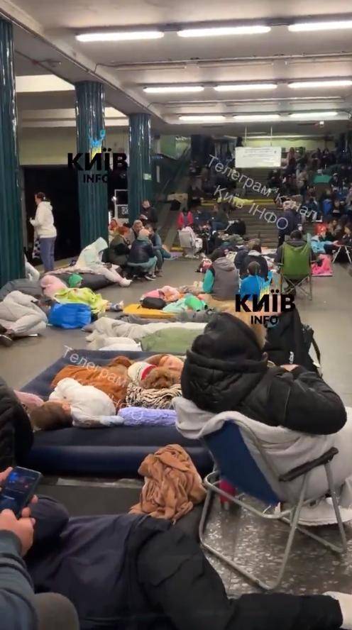 大乌龙！乌军爱国者竟炸自己，俄军导弹爆炸，掀翻波兰大使馆屋顶