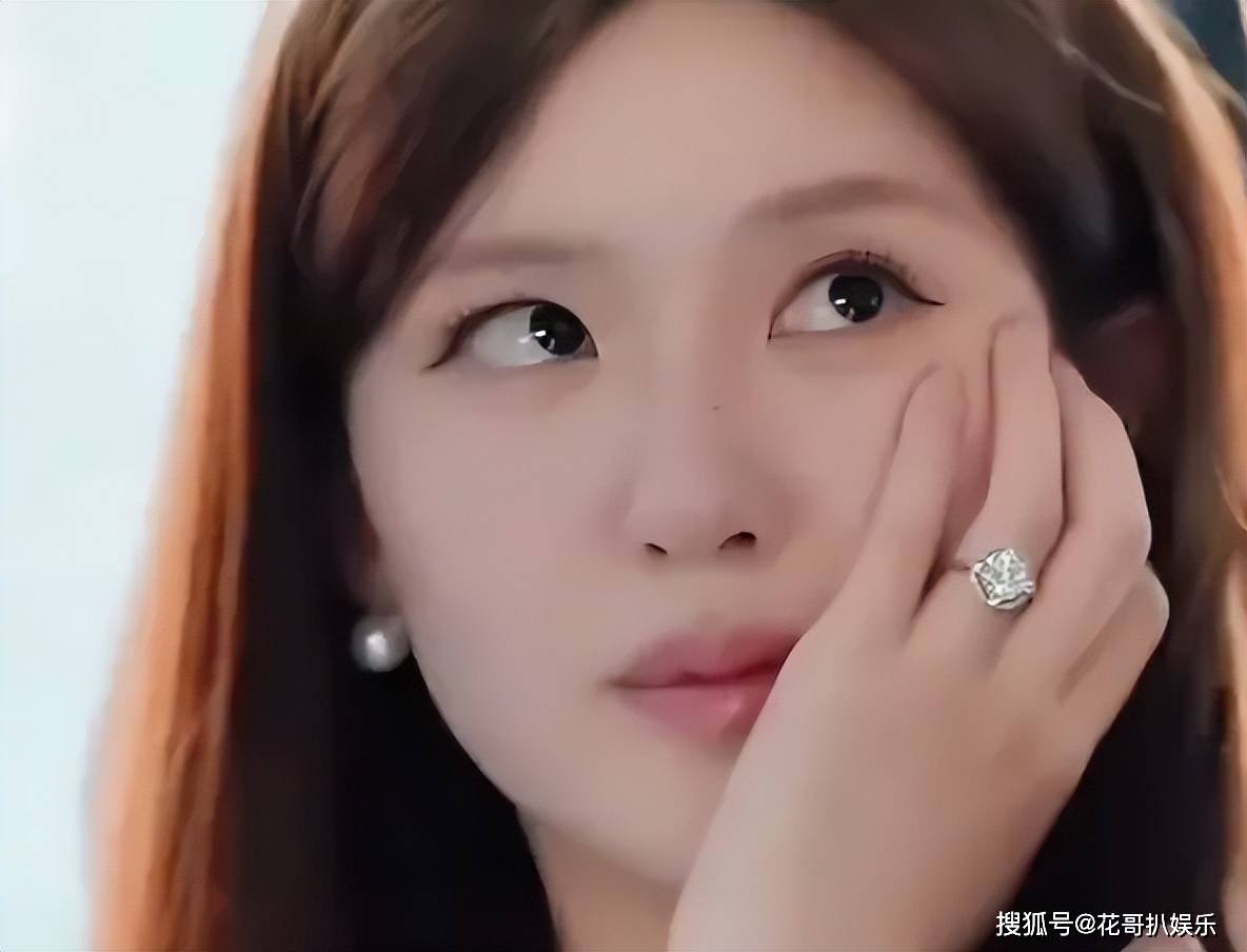 赵露思新剧发癫，吃瓜群众下场玩梗，好久没看到这么热闹的大热剧