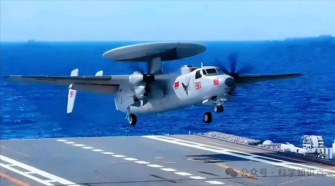 中国空警-600横空出世！福建舰战力飙升，海上“千里眼”如何改写远海博弈规则？