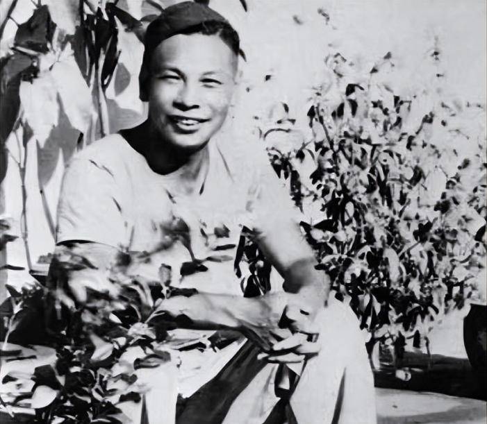 88年蒋经国病逝，银行存款公开后让很多人沉默，账户余额是多少？