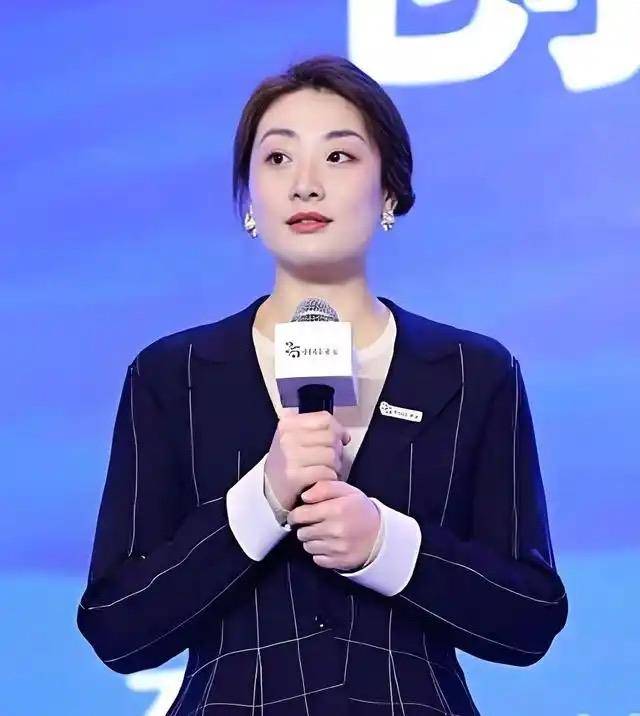 宗馥莉辞职出局，娃哈哈幕后赢家浮出水面
