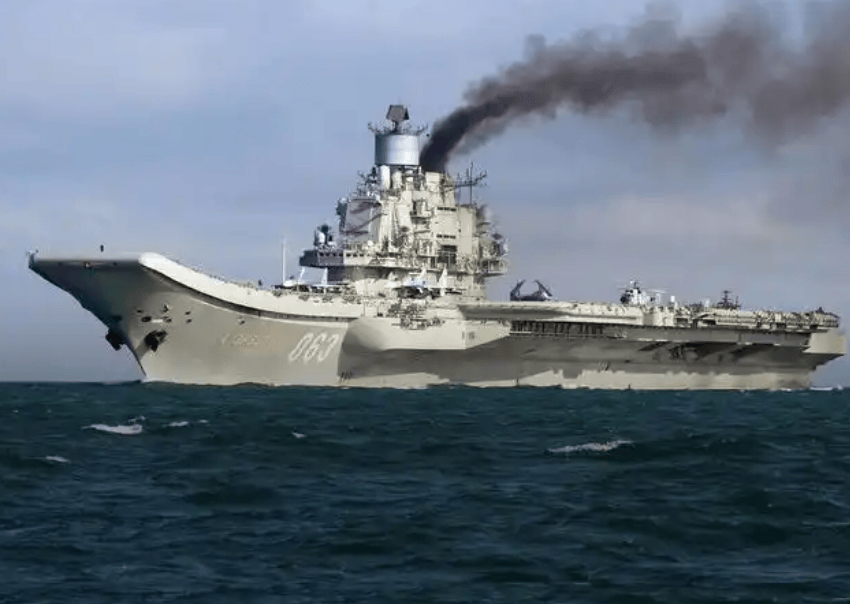 1艘顶3艘055？25800吨核巨兽16年改造终出海，3大隐忧能否逆天改命？
