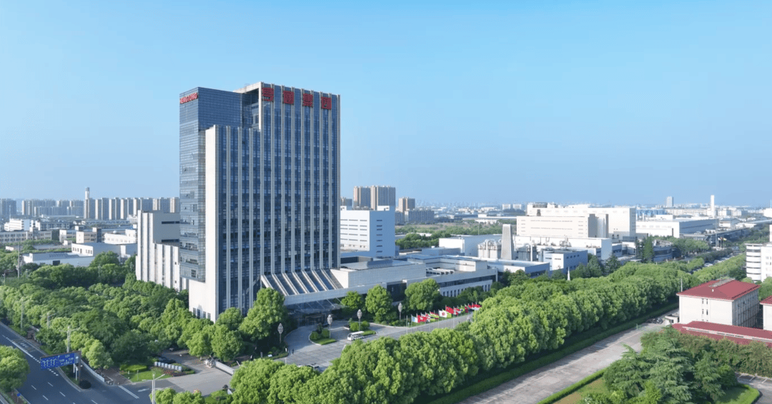 江苏民企百强榜单：苏州千亿“七巨头”霸榜前十，制造业压舱，互联网突进