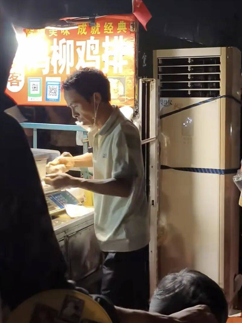 仅20天！“鸡排哥”粉丝突破100万