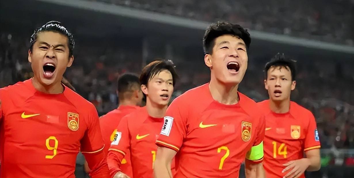 原创             面试表现突出，国足新帅最热门人选浮现，出身欧洲豪门，两大优势无人能及