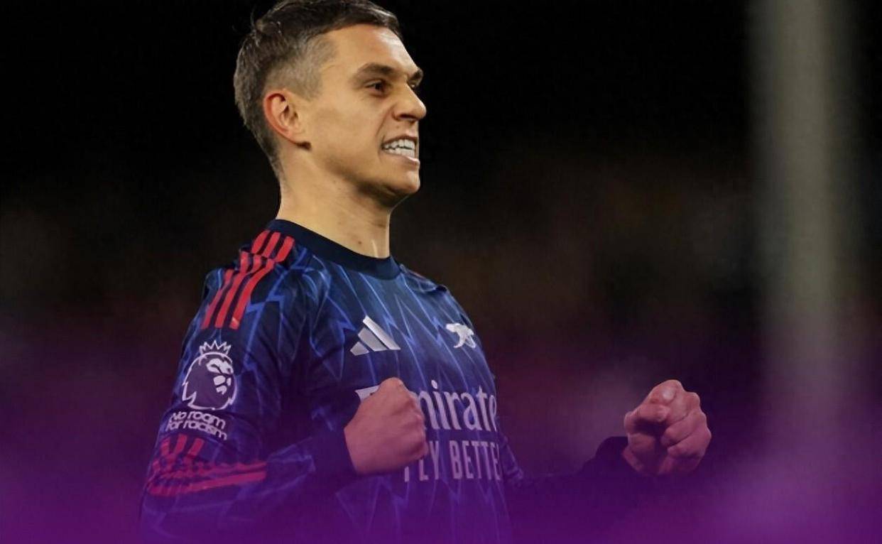 英超联赛免费高清直播+实时赛程+积分预测（2025赛季全覆盖）1-01-2英超再曝冷门阿森纳定位球提前锁定本轮积分榜第1