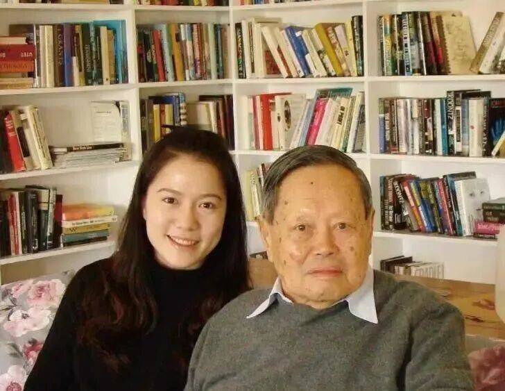 杨振宁去世，世人为何如此动容