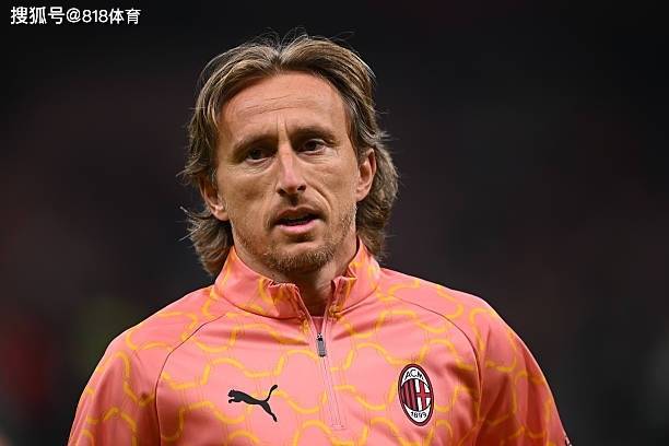 米兰体育- 米兰体育官方网站 世界杯官方指定投注平台豪爽!希门尼斯：莫德里奇刚进队没唱歌 他给每个人买了部新款iPhone