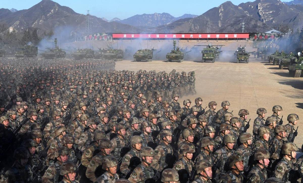 解放军有13个新编集团军,一个集团军有多少兵力?又有哪些变化?