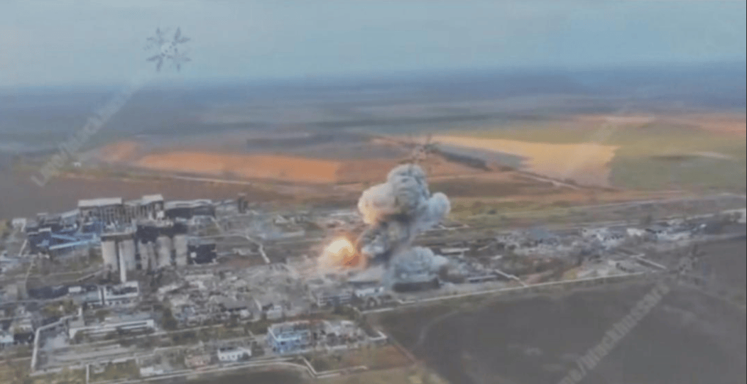 红军城大势已去，乌军士兵对俄罗斯投降，宣称泽连斯基才是乌克兰敌人！