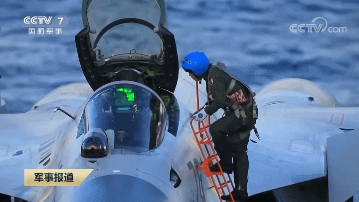 美媒：中国“福建”舰战斗力仅有50年前“尼米兹”级航母的60%？