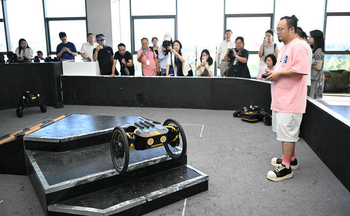 “外星飞船”带舰队来袭？中国探测器传回关键证据，专家详解