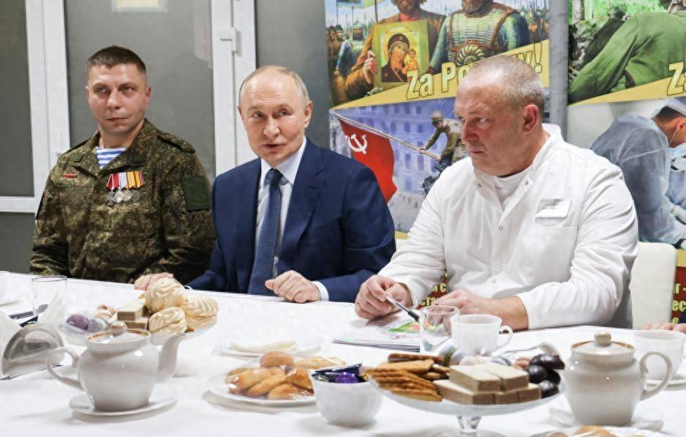 核打击的第四种选择！俄罗斯“波塞冬”核动力潜航器问世，可掀起数百米海啸！