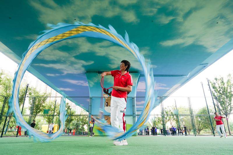 “苏超”决赛双城记——“头马”南通与“黑马”泰州