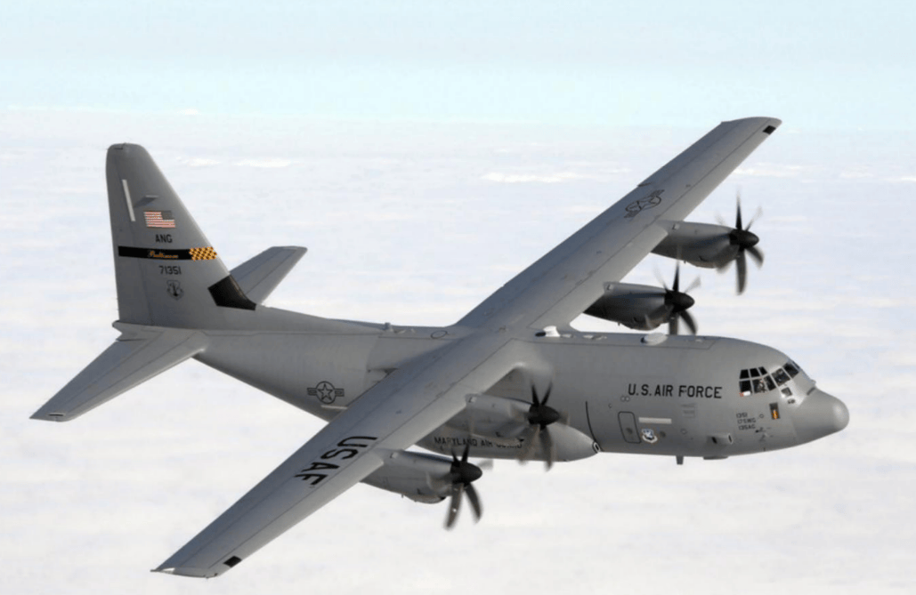 越南倒向美国?南海竖起21座人工岛,8国断中方后路,事态严重了