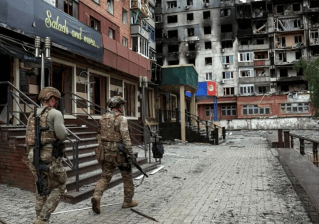 红军城陷落在即,德媒紧急提醒乌克兰:再不撤就要人地尽失!