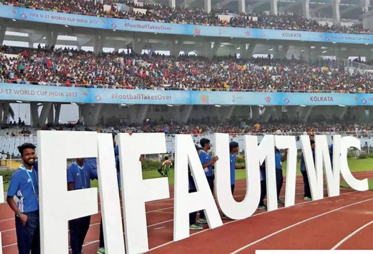 U17世界杯意大利出线惊现超新星！阿根廷晋级摩洛哥惨败出局足球直播-NBA直播_英超_世界杯体育【超清在线观看】