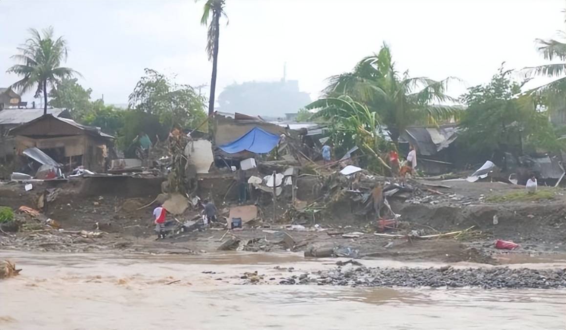 台风重创菲律宾需大量粮药与救援设备,美日援助杯水车薪,中国暂未驰援源于菲方在南海挑衅