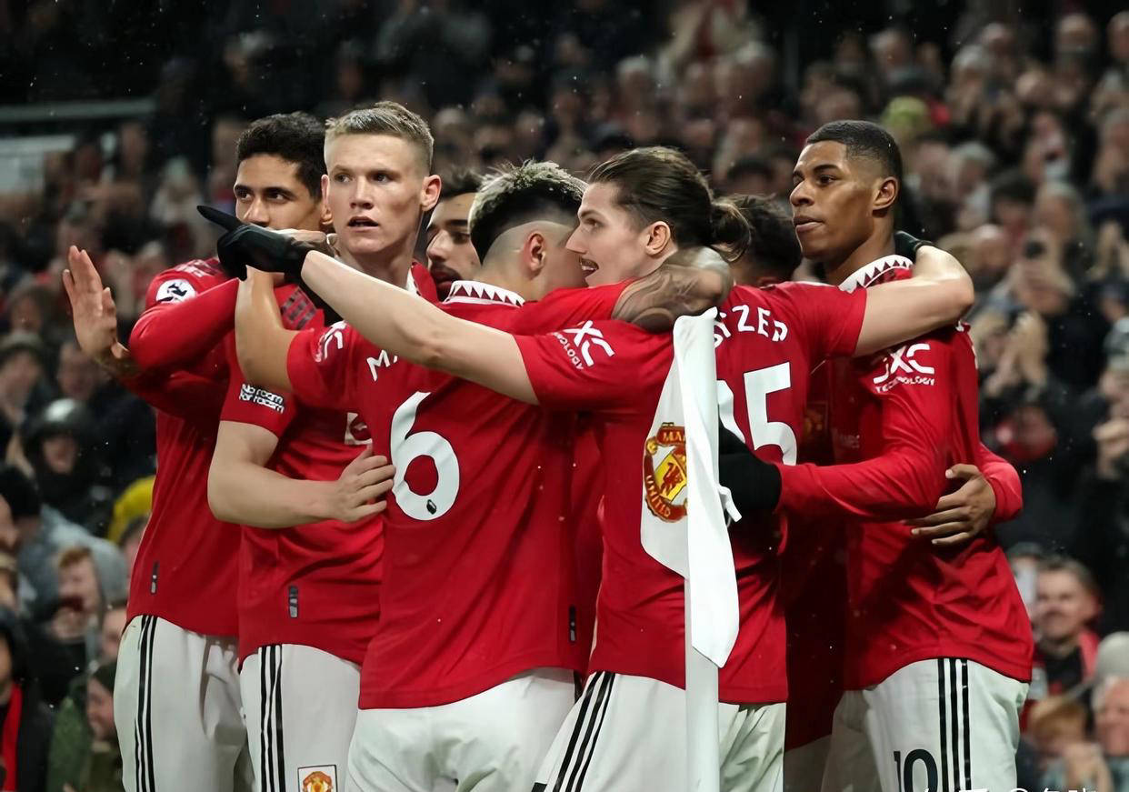 英超联赛预测：切尔西阿森纳势如破竹热刺曼联争夺悬念英格兰足球超级联赛