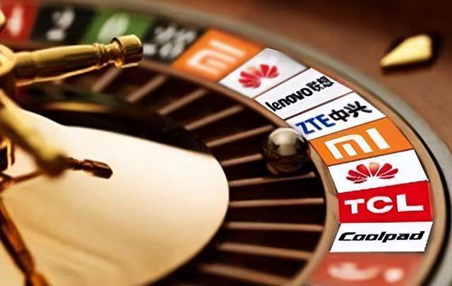 原创             国产手机不仅中低端减配，旗舰手机也悄悄缩水了，太鸡贼了