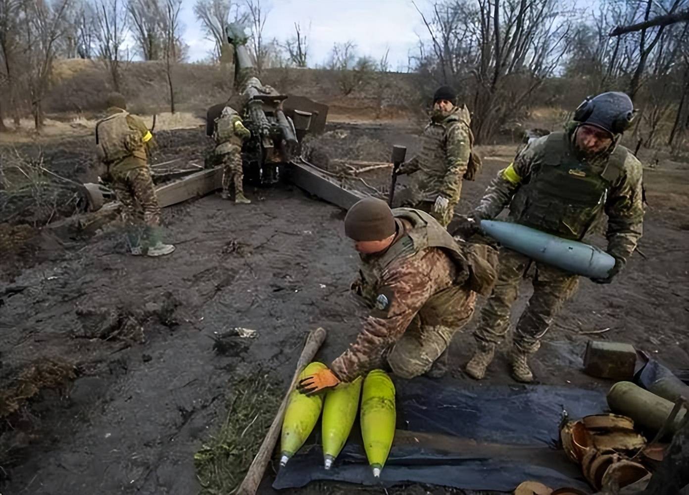 北约弹药产量飙升！秘书长宣称反超俄罗斯，数十条生产线开足马力，西方要莫斯科低头？