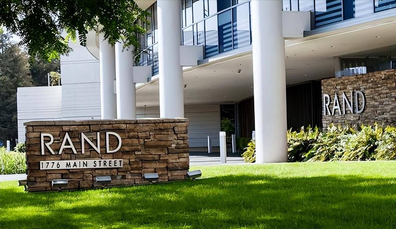 “只要我还在当总统,就没人敢武力收台”,特朗普:中方清楚后果