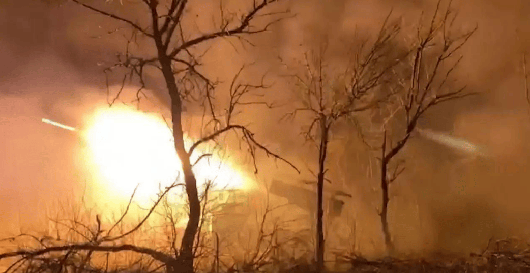 泽连斯基口风180度大转弯,乌克兰翻盘怕是难了,俄罗斯年度大捷或就在眼前