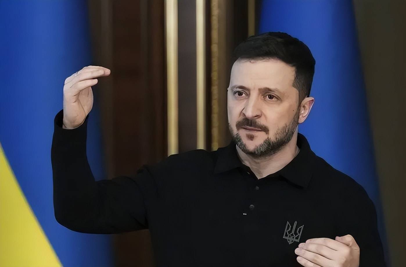 嘴硬难掩困境！泽连斯基宣称乌将胜利，专访停电凸显能源瘫痪，30% 领土被占援乌又收缩？