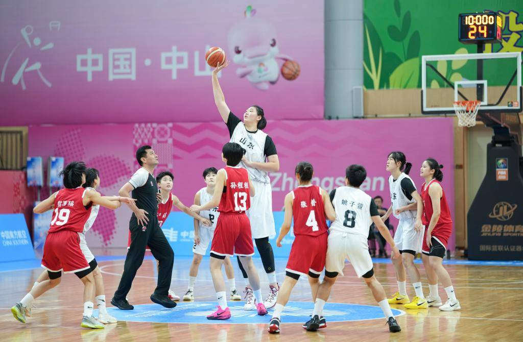 13日综述：张展硕张子宇新星闪耀 吴愉何诗蓓老将圆梦