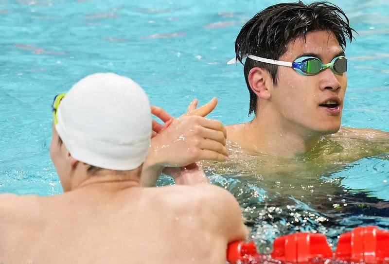 全运会 | 14日综合：潘展乐破荒 汪顺“刷”纪录