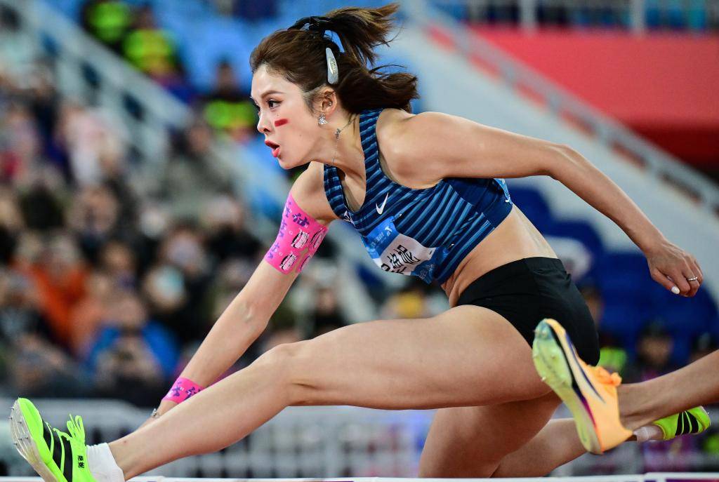 吴艳妮：没拿下冠军是有遗憾的 上天考验我我越挫越勇