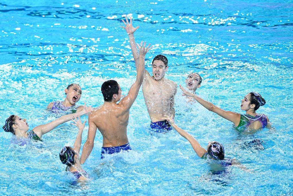 全运双胞胎：广东小姐妹4X100接力 山东兄弟铁饼+铅球