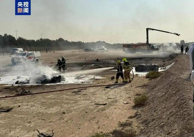 印度“光辉”战机坠毁！飞行员离奇死亡，又下血本为我国做广告？