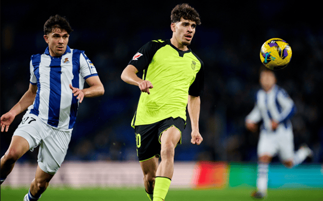 西班牙足球甲级联赛西甲：皇家贝蒂斯状态稳定赫罗纳近期表现不理想