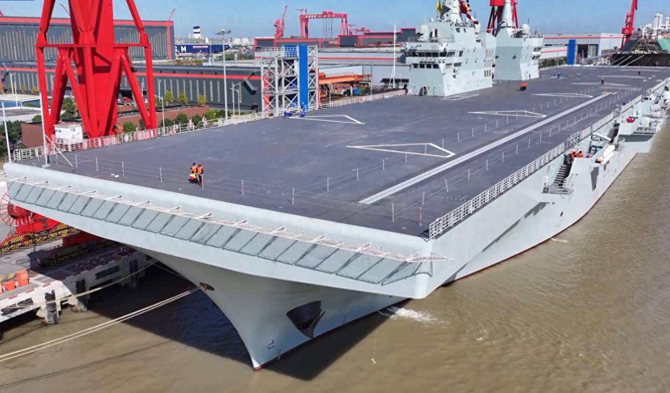 解放军2天3个动作，向全世界宣告统一决心，赖清德后路彻底被堵死