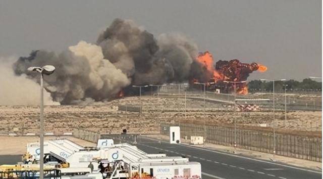 万万没想到:光辉战机惨烈坠机后,印度人一口气“骂了”3个国家!