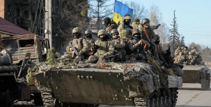 3天推进7公里！俄军双线突进撕开乌军防线，1个致命漏洞让10万乌军濒临崩溃