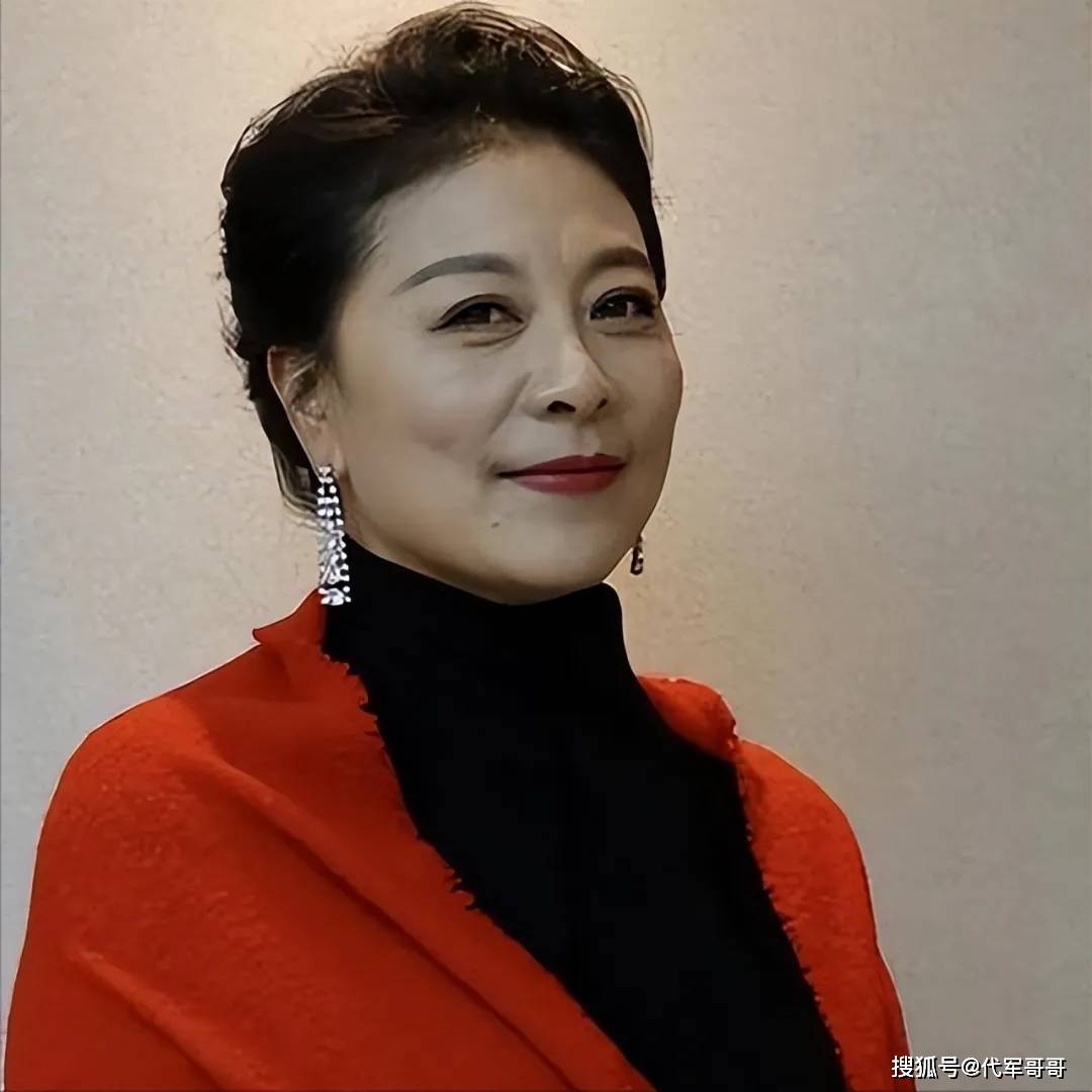 她是“最惨”影后，生女后患癌遭丈夫抛弃，63岁终凭《四喜》翻红