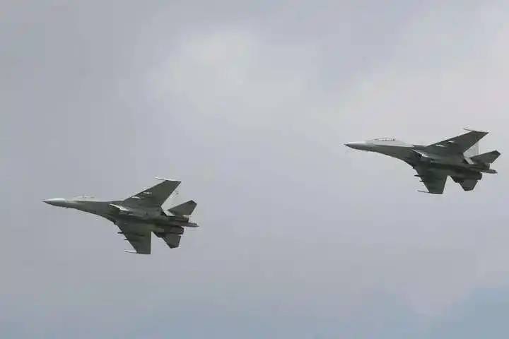 中国航母该去南太平洋训练！新西兰军舰为何敢独闯台海？惯出来的毛病