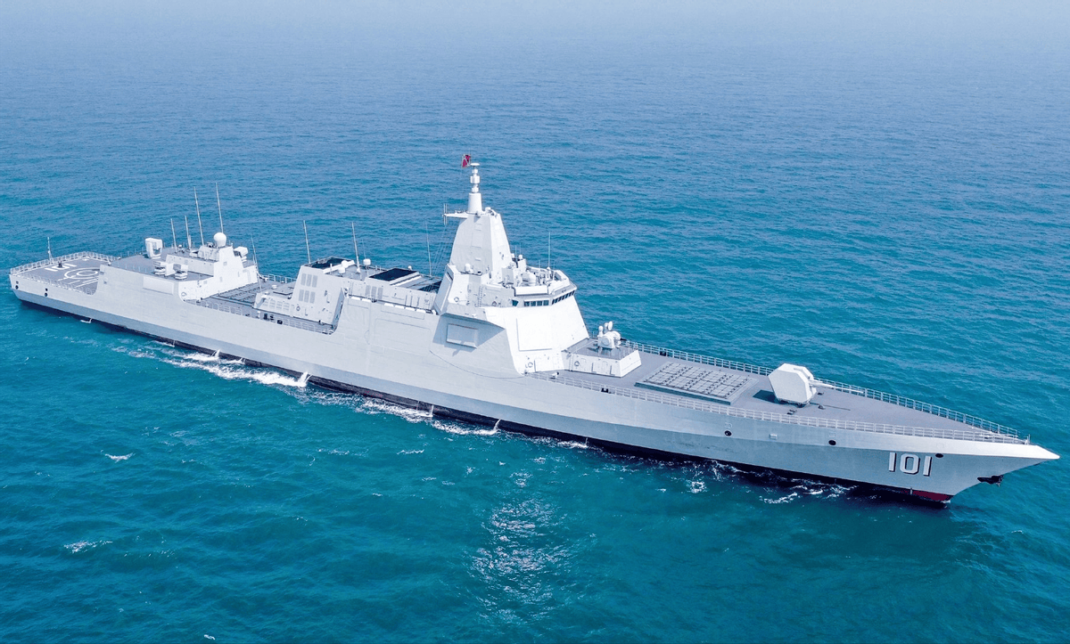 新舰难产、旧舰“腮腺炎”，美国苦干5年，才发现055大驱无法超越