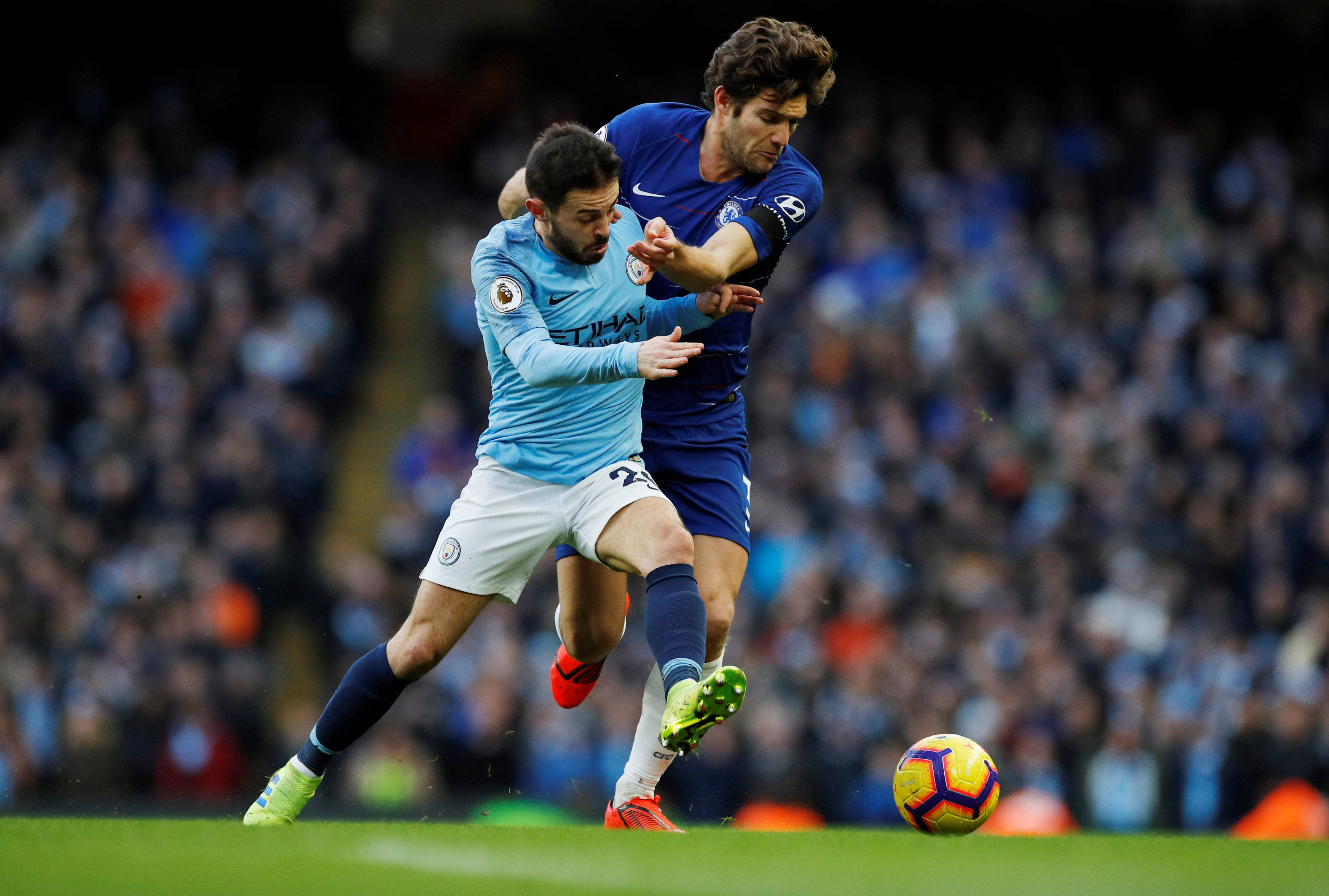 周三010欧冠：药厂大战喜鹊！新科德甲冠军迎战英超新贵死亡之组激情碰撞