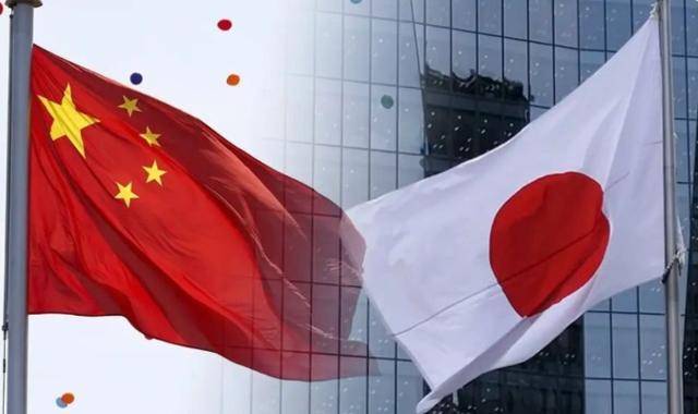 日舰逼近辽宁舰50公里!央视公开录音,日方恼羞成怒:必须拥核