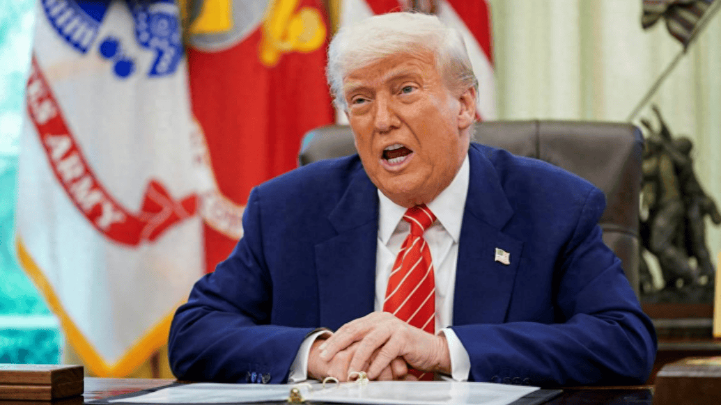 原创 特朗普开绿灯,允许出口H200芯片,中方买不买?外交部斩钉截铁!