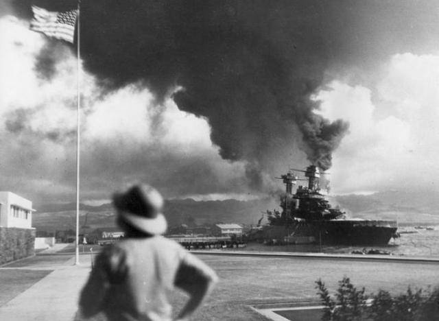 果然本性难改:12架F2挂48枚导弹升空,日本演练“偷袭”辽宁舰?